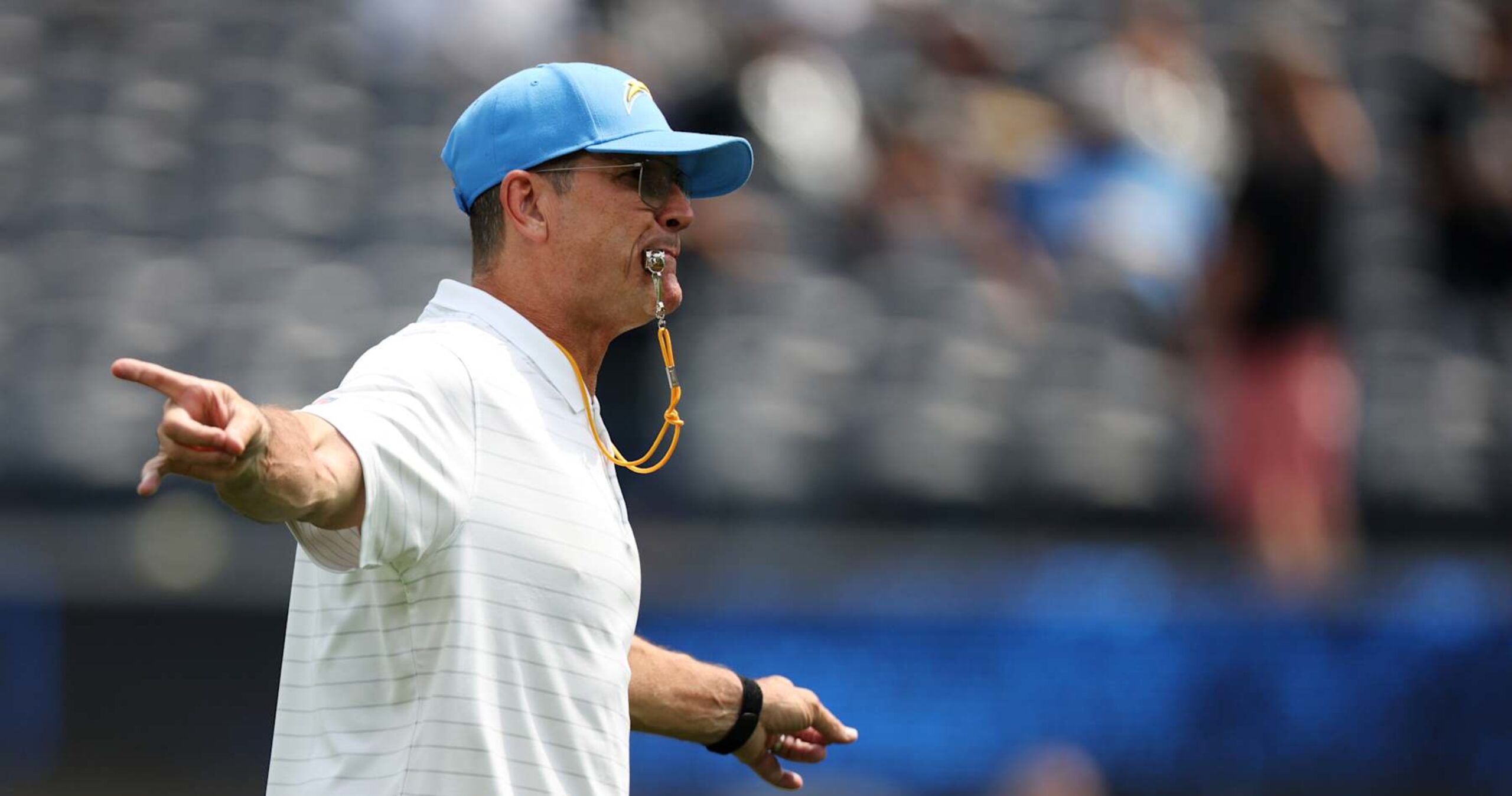 Jim Harbaugh Applauded by Fans as Chargers Beat Raiders in HC’s Return to NFL