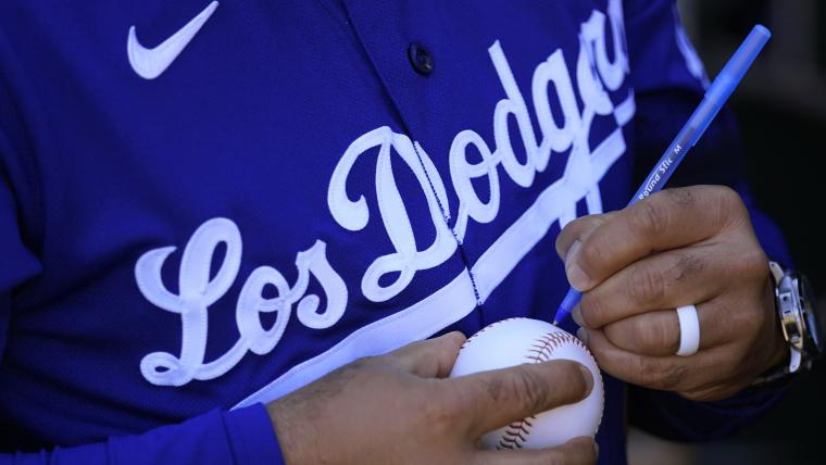 Actor Rob Lowe calls Dodgers ‘scrappy underdogs’ and praises Shohei Ohtani