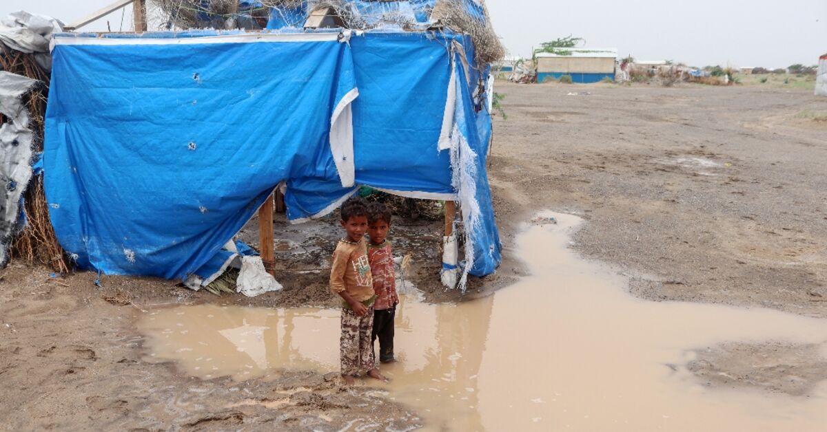 ‘Staggering’ destruction in Yemen after deadly flash flooding