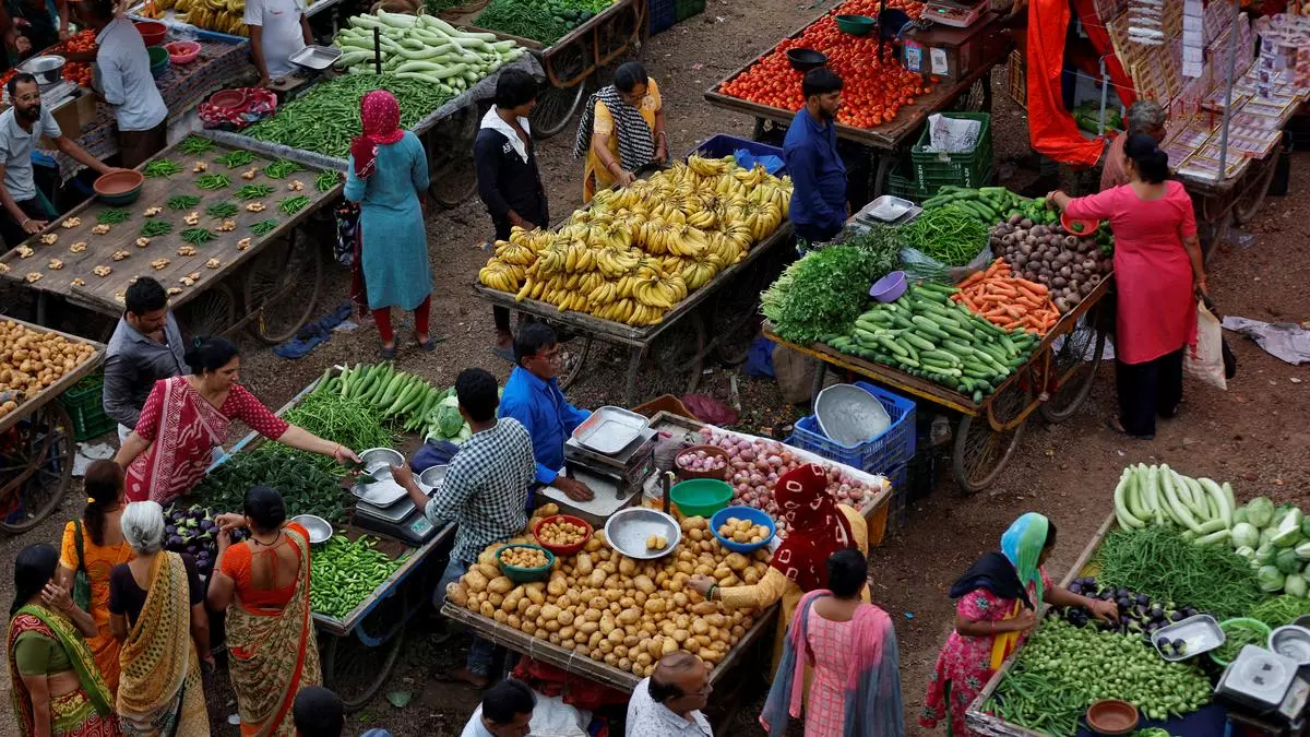 Retail inflation rises marginally to 3.7% in Aug, change in MPC stance unlikely