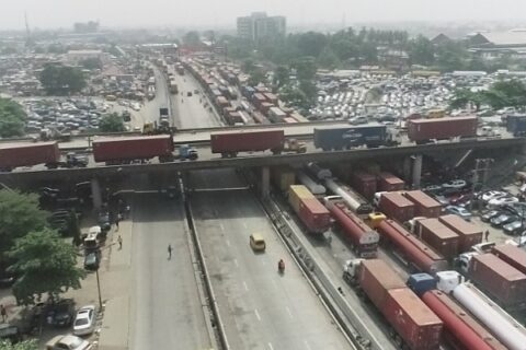 Le LASG lance l’application du système d’appel d’urgence pour les camions sur le corridor Lekki-Epe dès le 23 septembre !