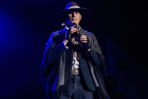 Perry Farrell s’excuse après l’annulation de la tournée de Jane’s Addiction : « Mon point de rupture a conduit à un comportement inacceptable »