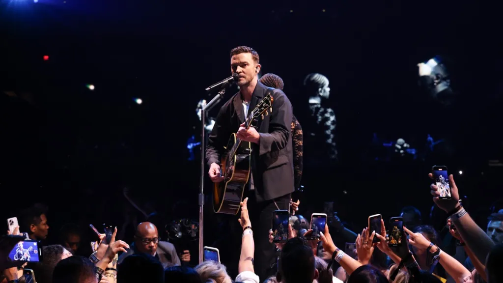 divers Justin TImberlake new tour dates