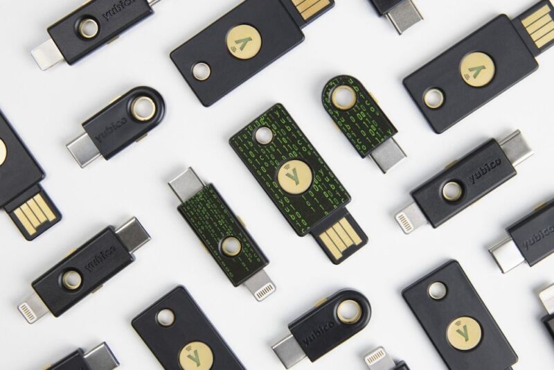 Les YubiKeys sont vulnérables aux attaques de clonage grâce à un nouveau <a href=