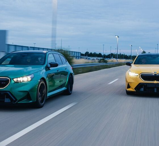 Une voiture hybride qui défie les limites de la supercar !