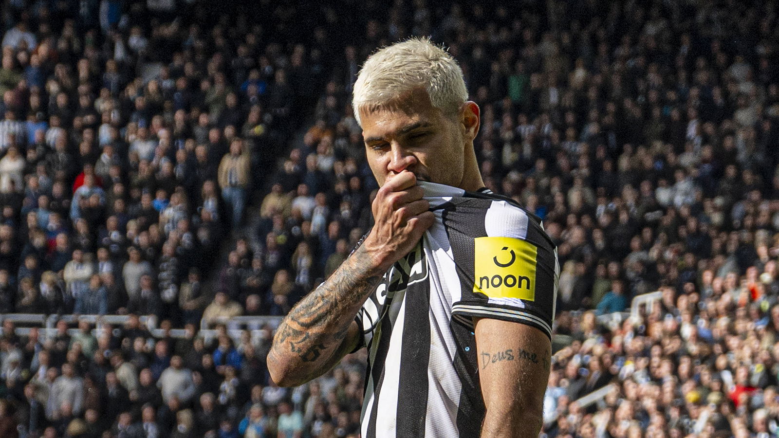 À ne pas manquer ! Bruno Guimaraes et son fils réagissent à la victoire d’Arsenal 0 – Newcastle 2 !