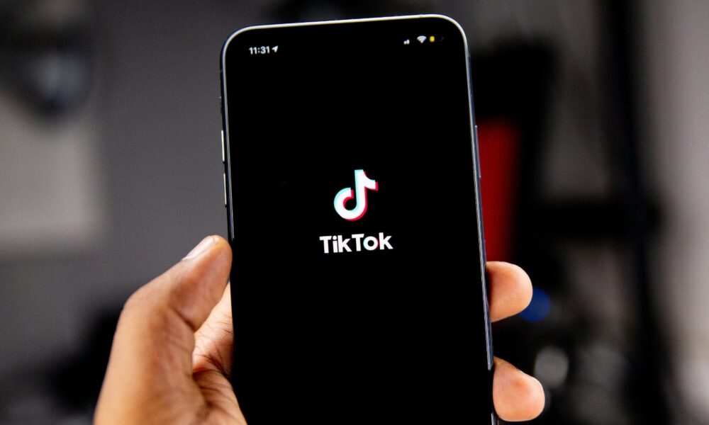 TikTok revient en force aux États-Unis, mais pas sur l’App Store !